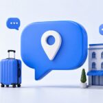 Chatbot tourisme : bulle de conversation, valise et hôtel sur fond clair