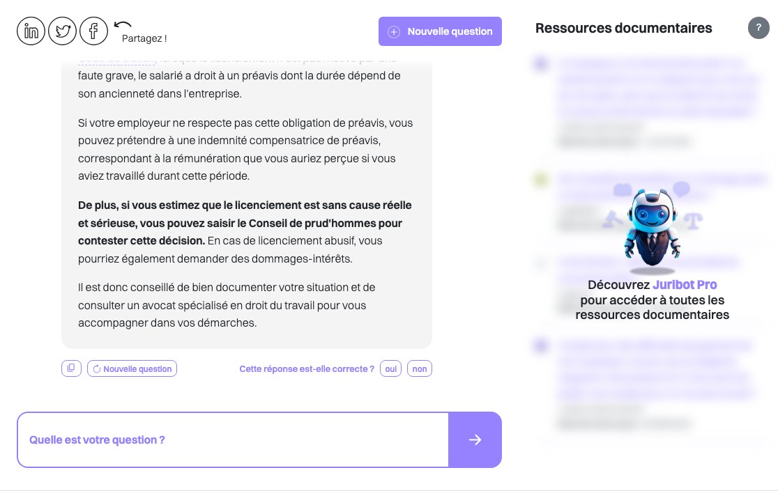Échange réel avec Juribot, chatbot juridique public : la réponse cite l'article L. 1234-1 du Code du travail au sujet du préavis de licenciement